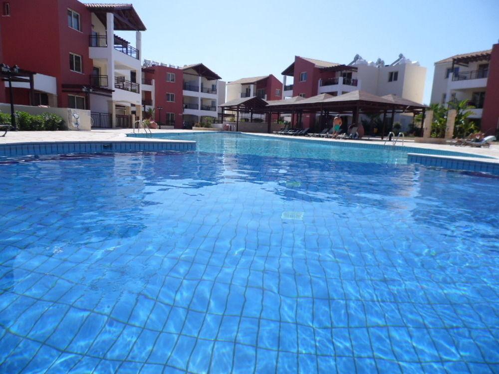 Adriana Holiday Resort Paphos Exterior photo